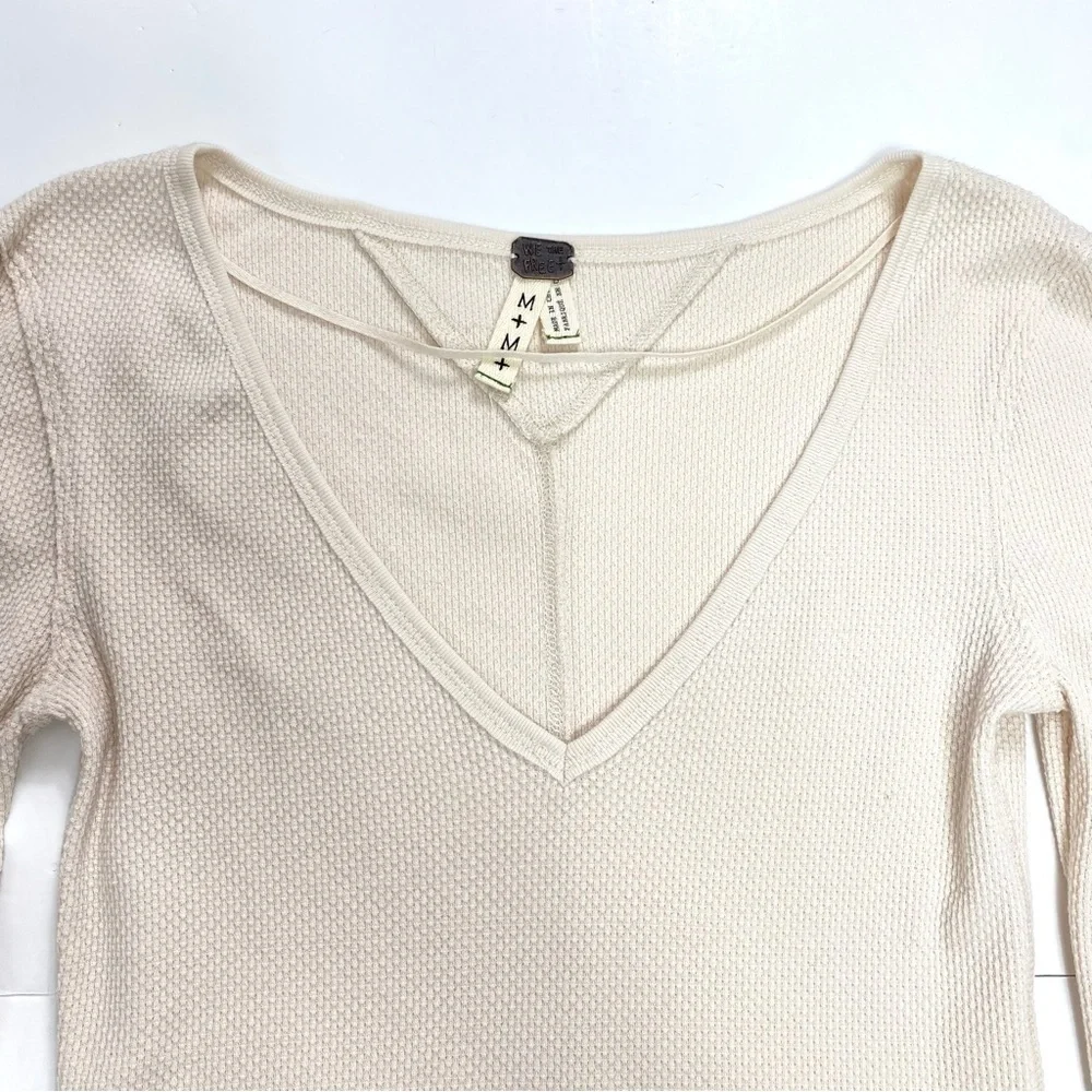 FREE People We the Free Art school cuff V-Neck Thermal Shirt Cream Sz M
